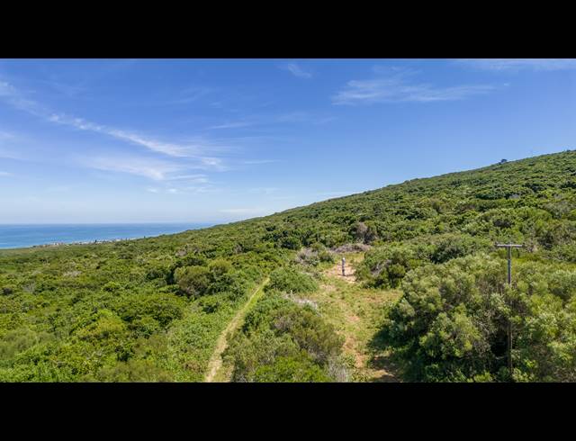 240,000M² VACANT LAND FOR SALE IN SEAVIEW